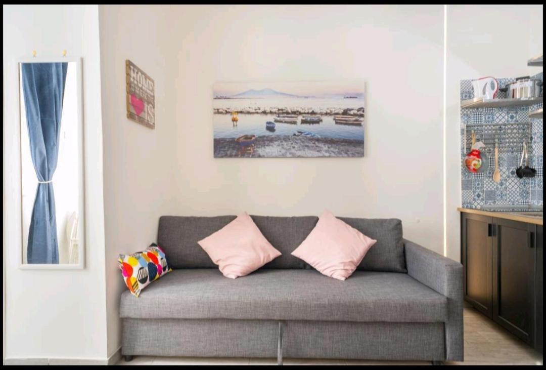 A Casa Di Sergio Apartment Napoli Bagian luar foto