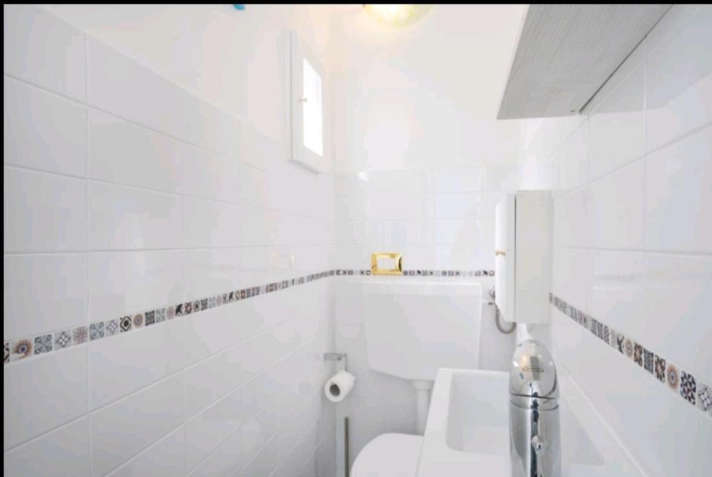 A Casa Di Sergio Apartment Napoli Bagian luar foto