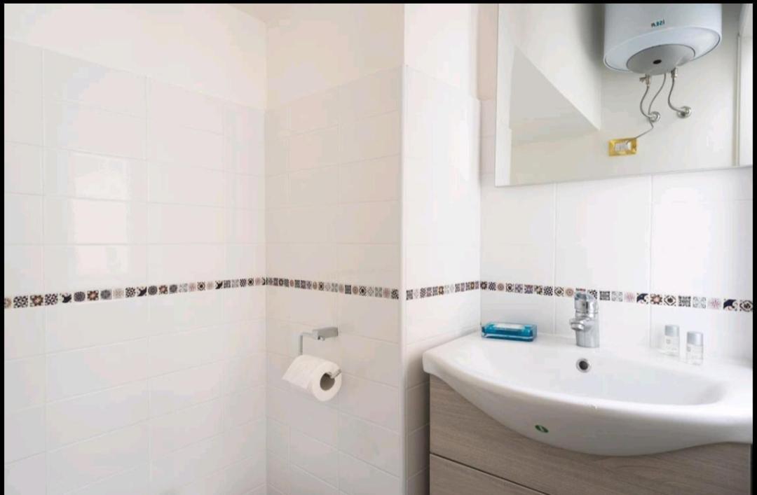 A Casa Di Sergio Apartment Napoli Bagian luar foto