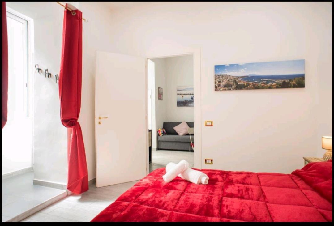 A Casa Di Sergio Apartment Napoli Bagian luar foto