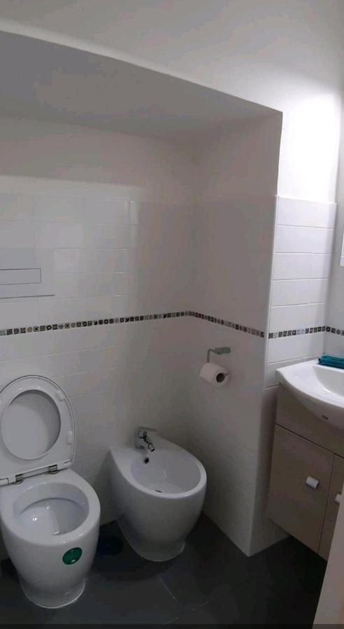 A Casa Di Sergio Apartment Napoli Bagian luar foto