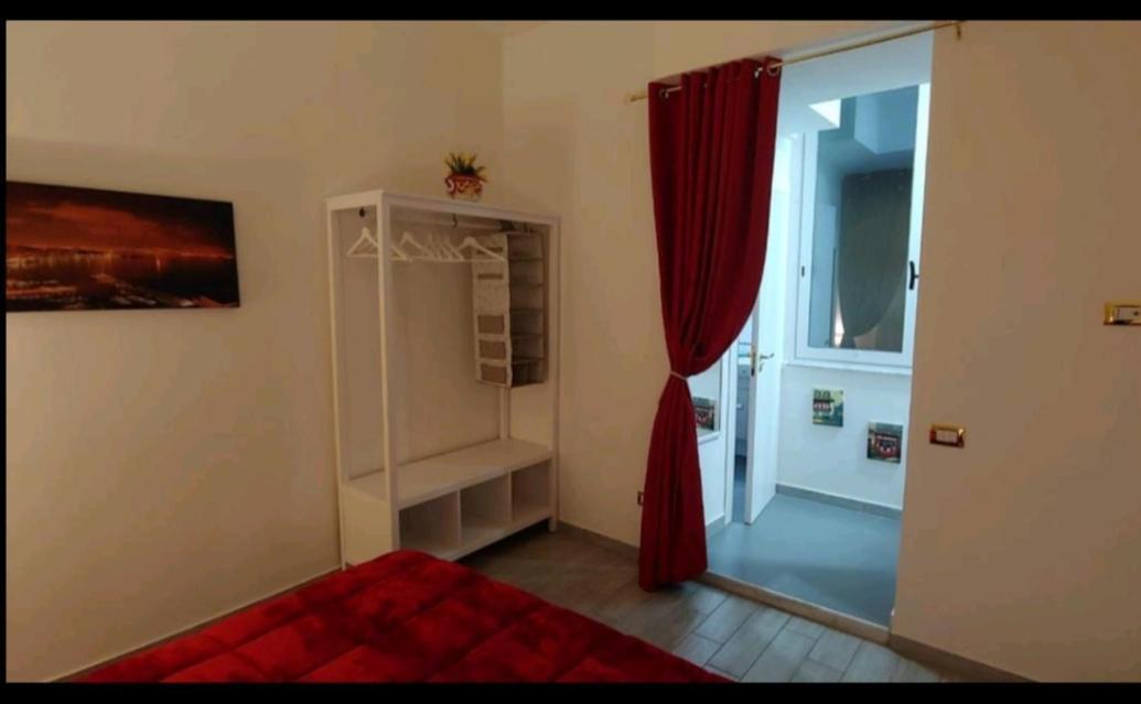 A Casa Di Sergio Apartment Napoli Bagian luar foto